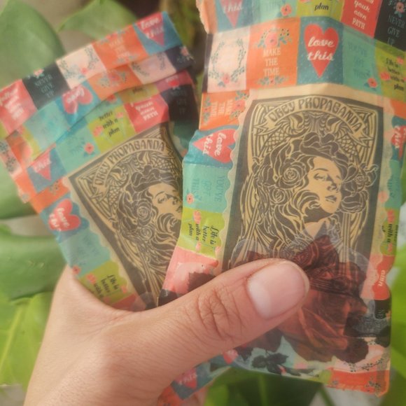 Nature Vibes and Mystic Dreams Wax Melts- Package in a Decorated Kraft Bag - Picture 5 of 7